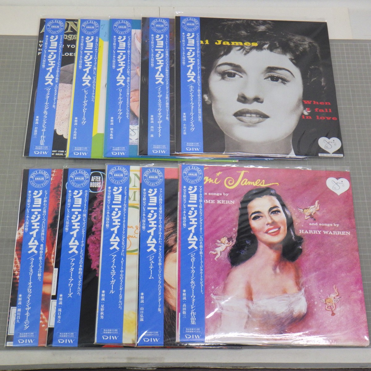 ジョニ・ジェイムス